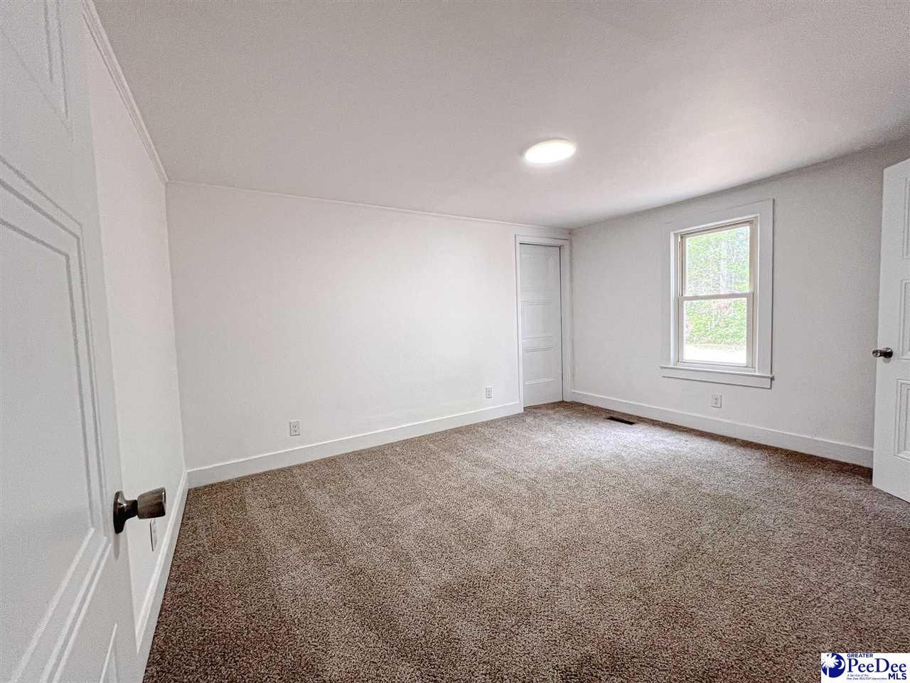 3809 E Effingham Hwy Photo 13