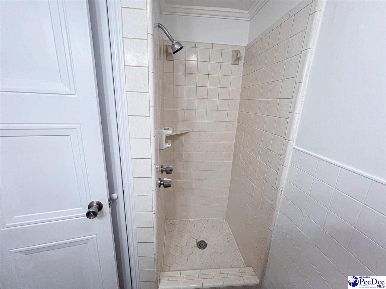 3809 E Effingham Hwy Photo 18