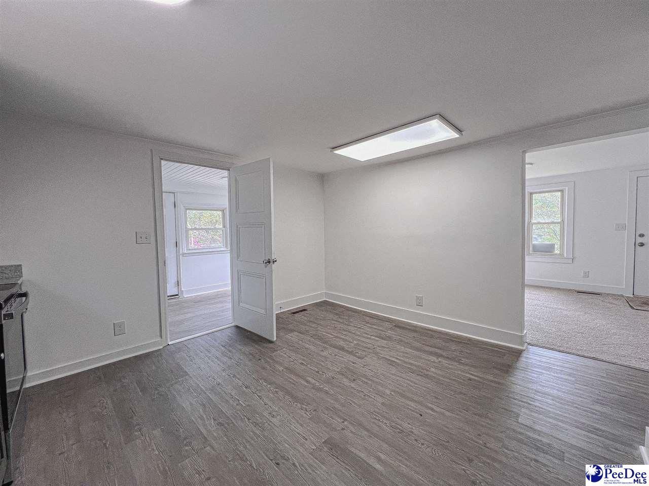 3809 E Effingham Hwy Photo 9