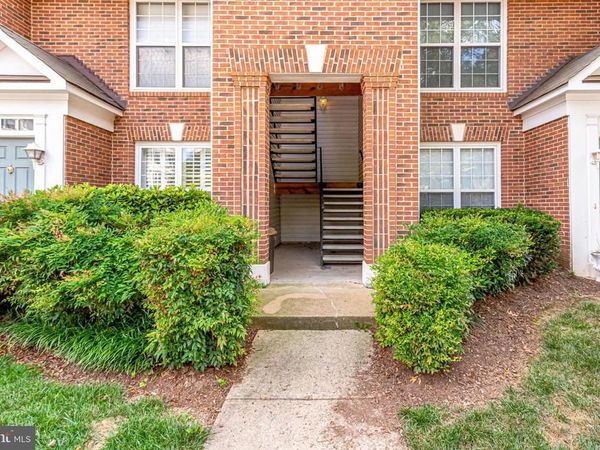 12739 FAIR CREST COURT, Unit 301, FAIRFAX, VA 22033