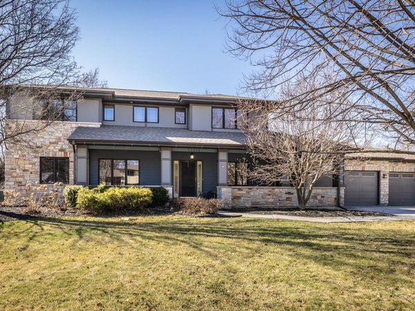 12212 S Richard Avenue , Palos Heights, IL 60463