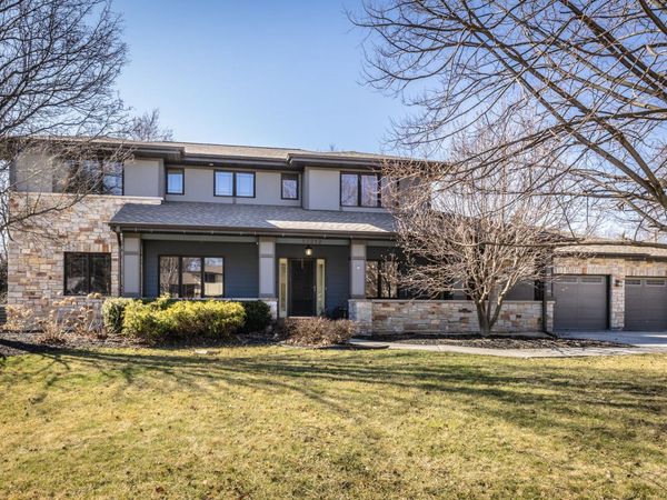 12212 S Richard Avenue, Palos Heights, IL 60463