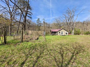 20544 E Whipperwill Road , Tahlequah, OK 74464