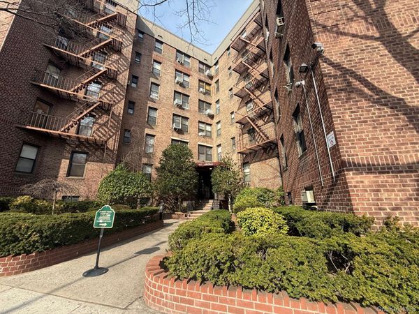 83-55 Woodhaven Boulevard , Unit 2B, Woodhaven, NY 11421