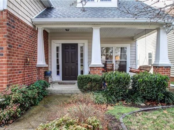 6832 Bridgewater Dr , Nashville, TN 37221