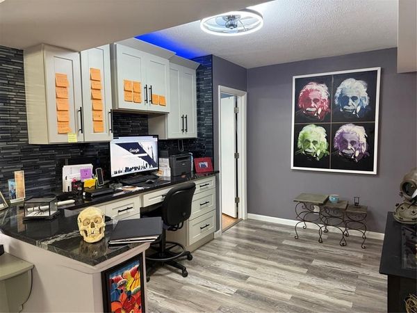 25 SE 13th Street, Unit B2, Boca Raton, FL 33432