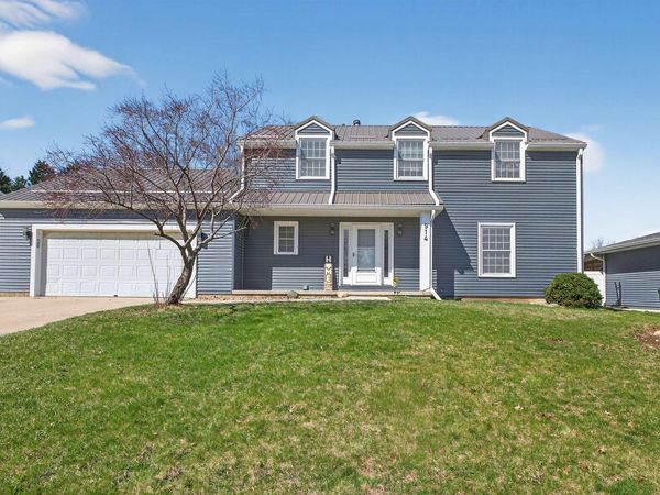 914 Lynda Road, Waterloo, IA 50701