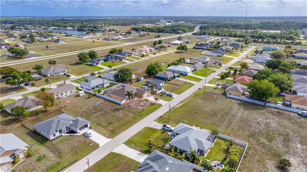 2113 NE 15th Ter , Cape Coral, FL 33909 Photo