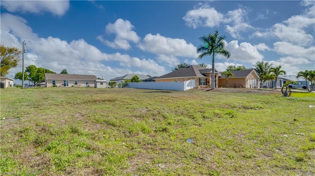 2113 NE 15th Ter , Cape Coral, FL 33909 Photo