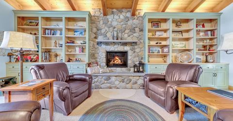 161 Lake Almanor West Drive, Lake Almanor, CA 96020 Photo