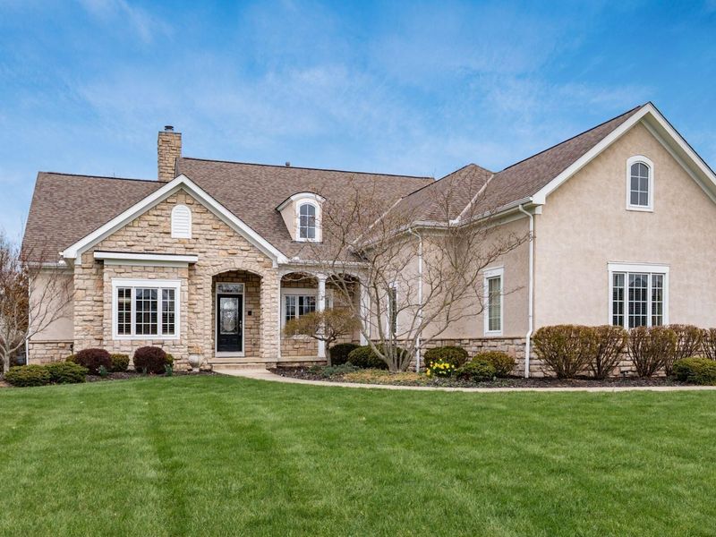 2444 Woodland Glen Drive, Powell, OH 43065 Photo 2