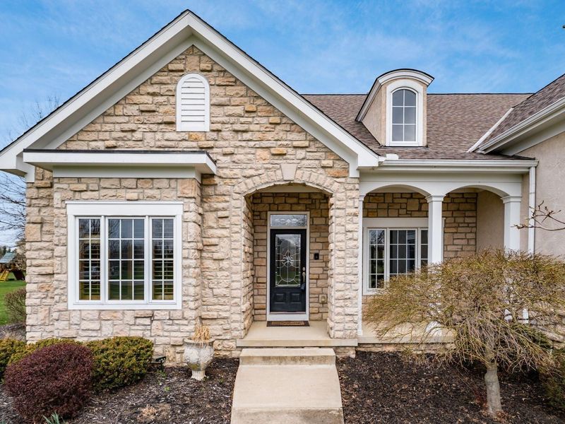 2444 Woodland Glen Drive, Powell, OH 43065 Photo 3