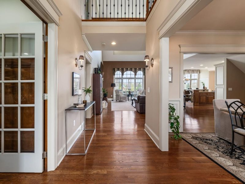 2444 Woodland Glen Drive, Powell, OH 43065 Photo 4