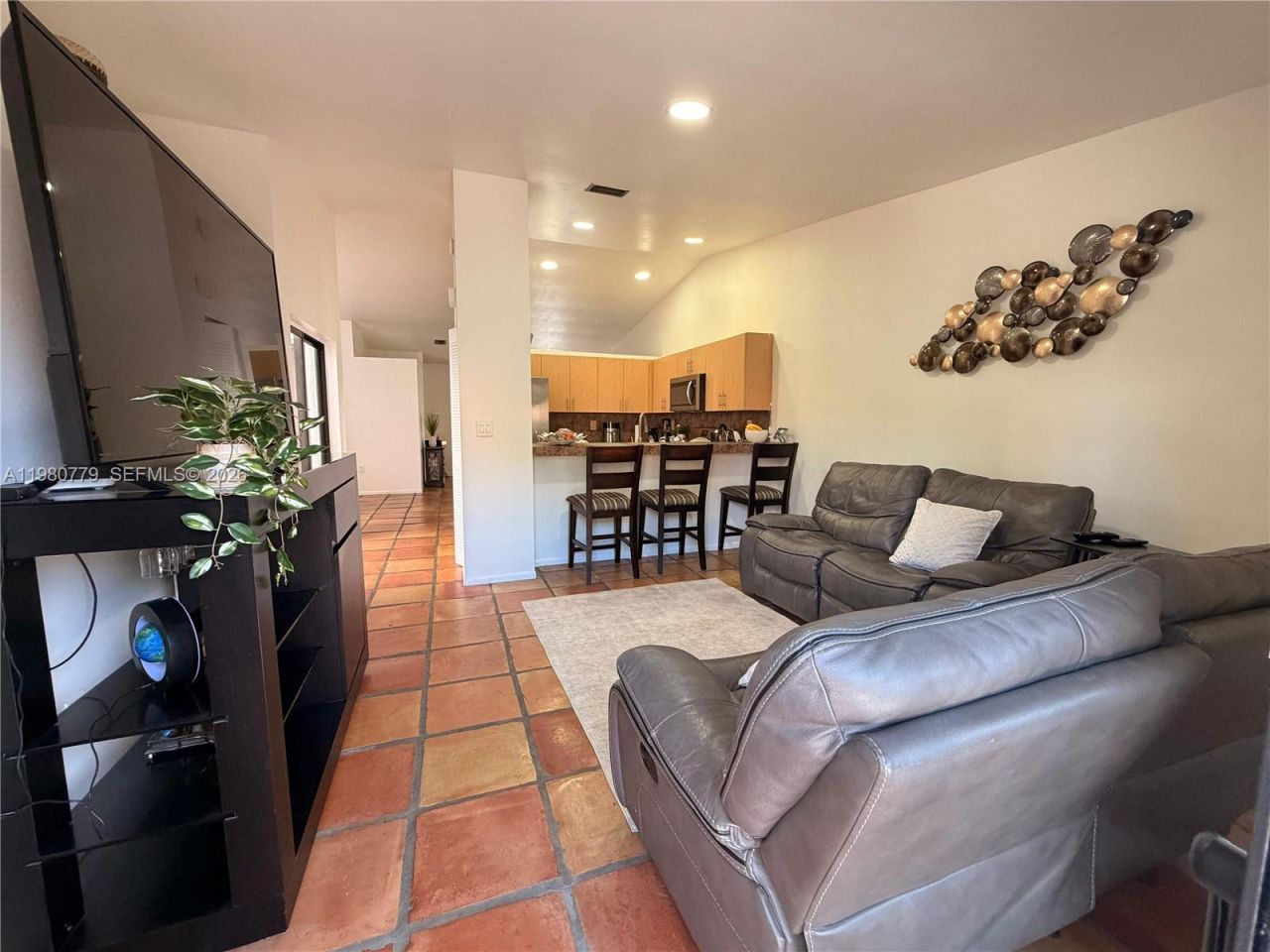 6641 NW 174th Ter, Hialeah, FL 33015 Photo