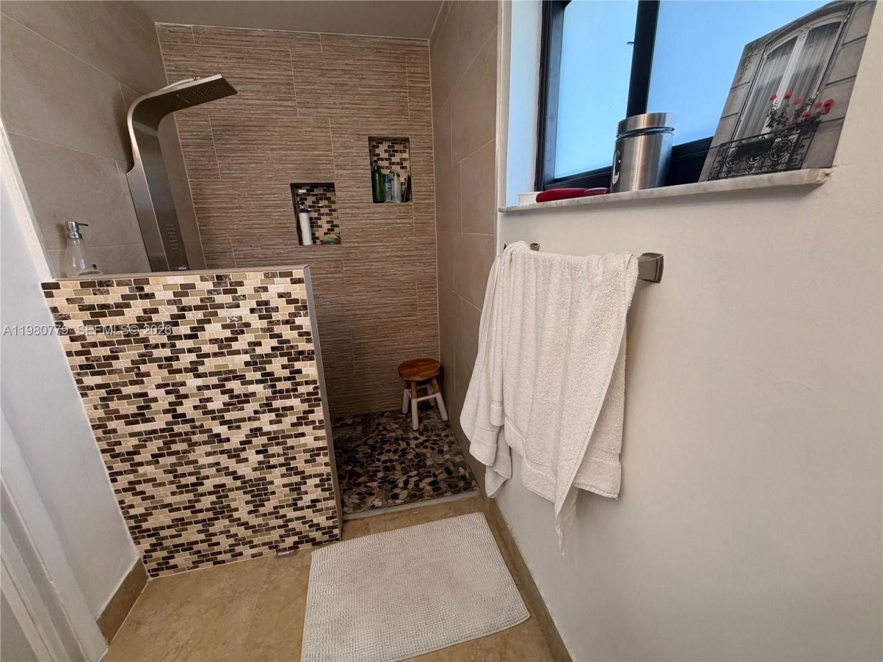 6641 NW 174th Ter, Hialeah, FL 33015 Photo