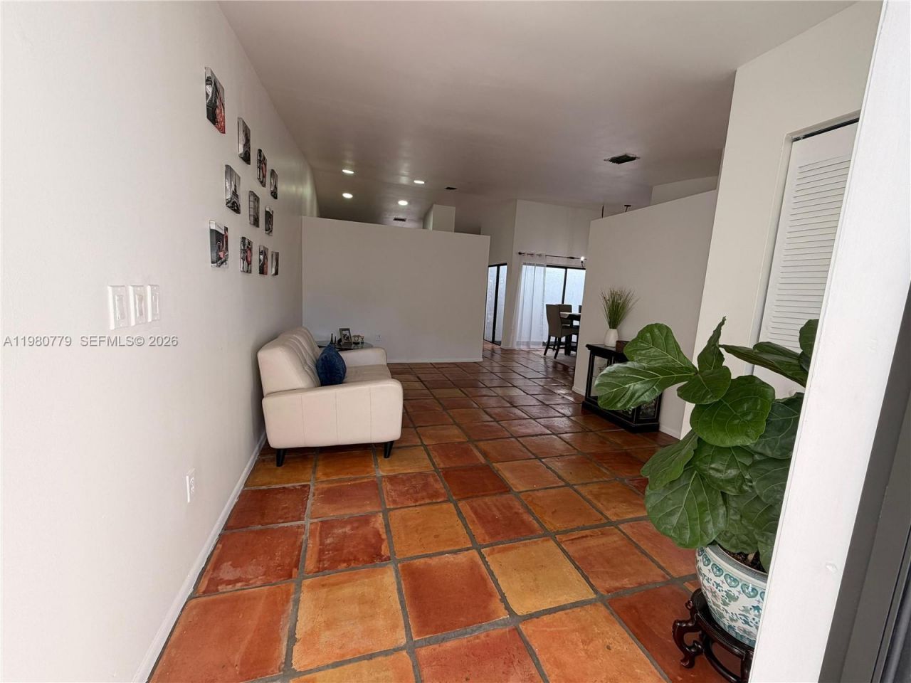 6641 NW 174th Ter, Hialeah, FL 33015 Photo
