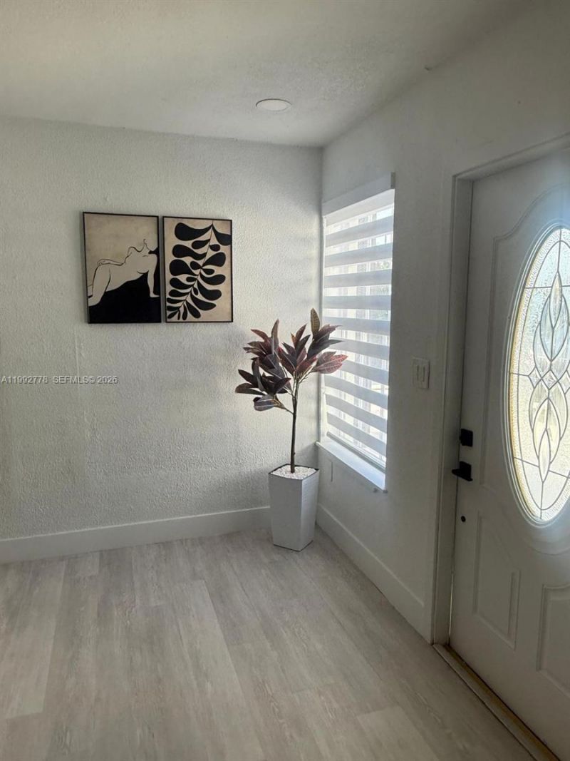 7884 NW 175th St , Hialeah, FL 33015 Photo