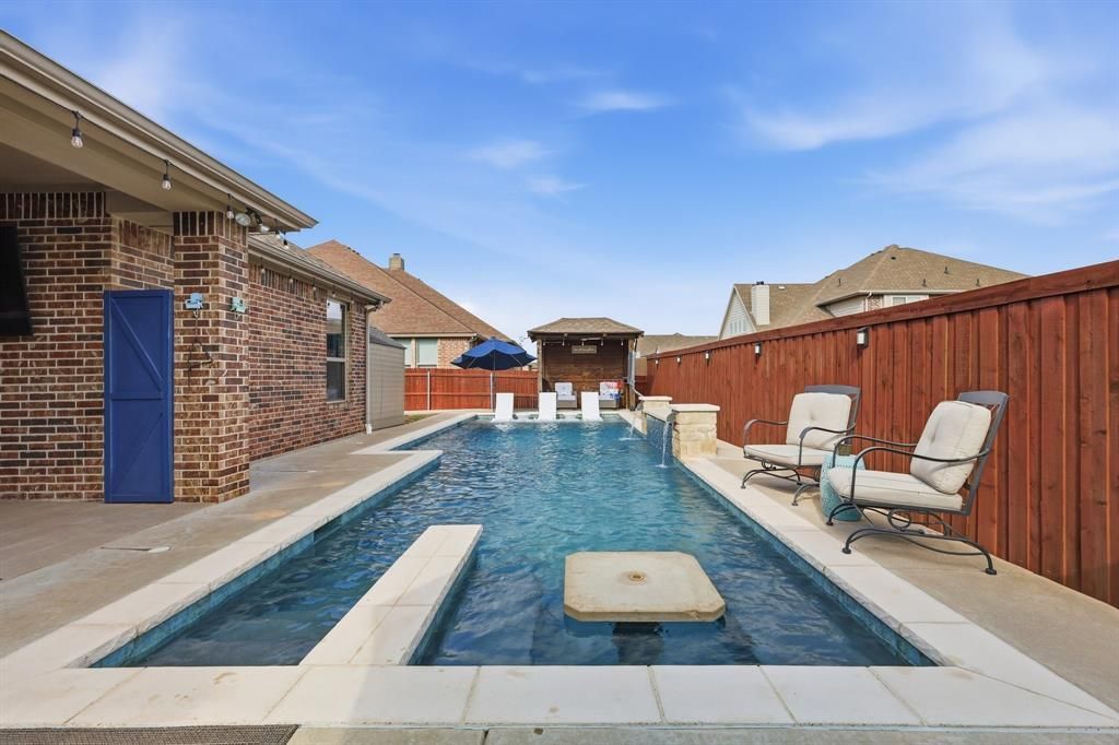 509 Autumn Run Drive, Midlothian, TX 76065 Main Photo