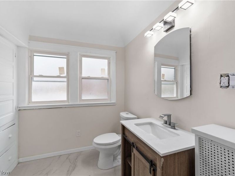 867 East Blvd, Cleveland, OH 44108 Photo 20