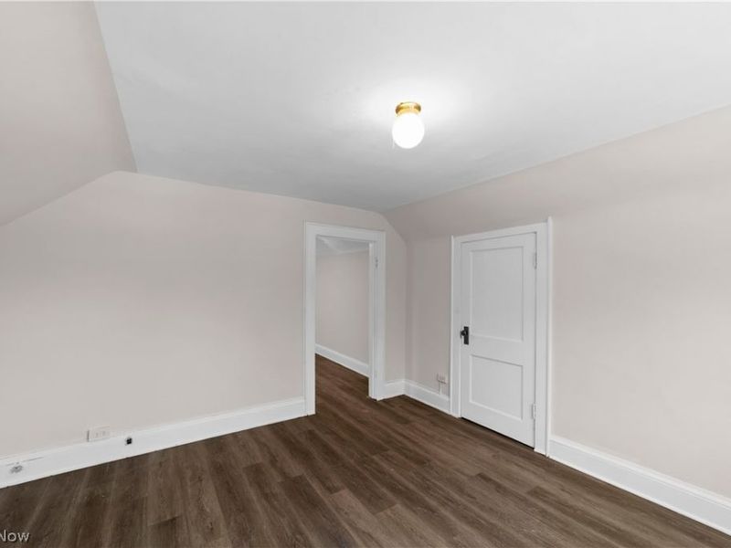 867 East Blvd, Cleveland, OH 44108 Photo 33