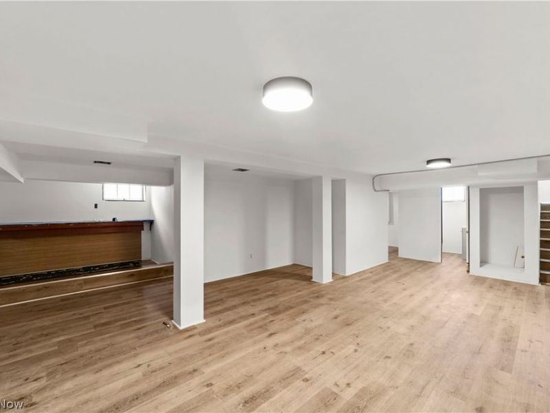 867 East Blvd, Cleveland, OH 44108 Photo 36