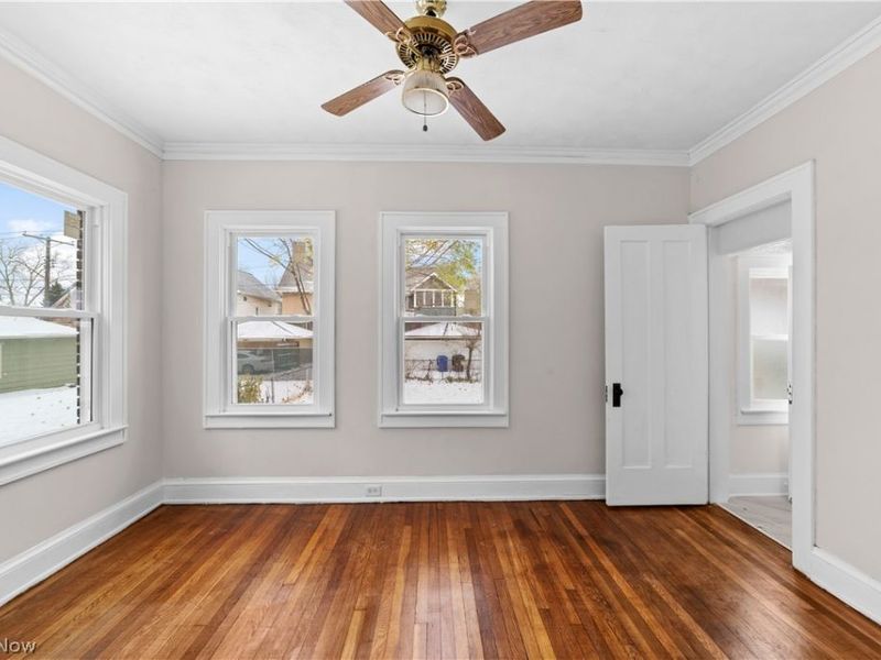 867 East Blvd, Cleveland, OH 44108 Photo 7