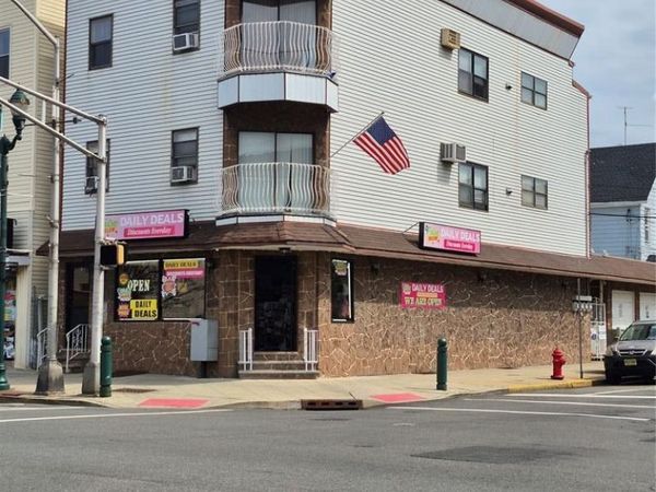 10 Kearny Avenue, KEARNY, NJ 07032