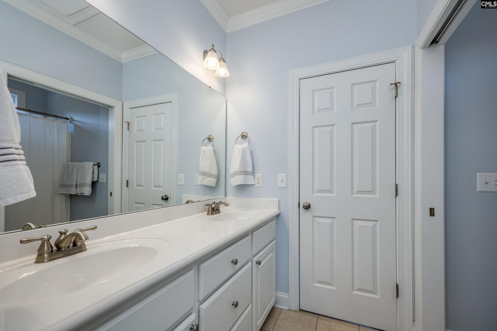 24 Middleton Drive Photo 62