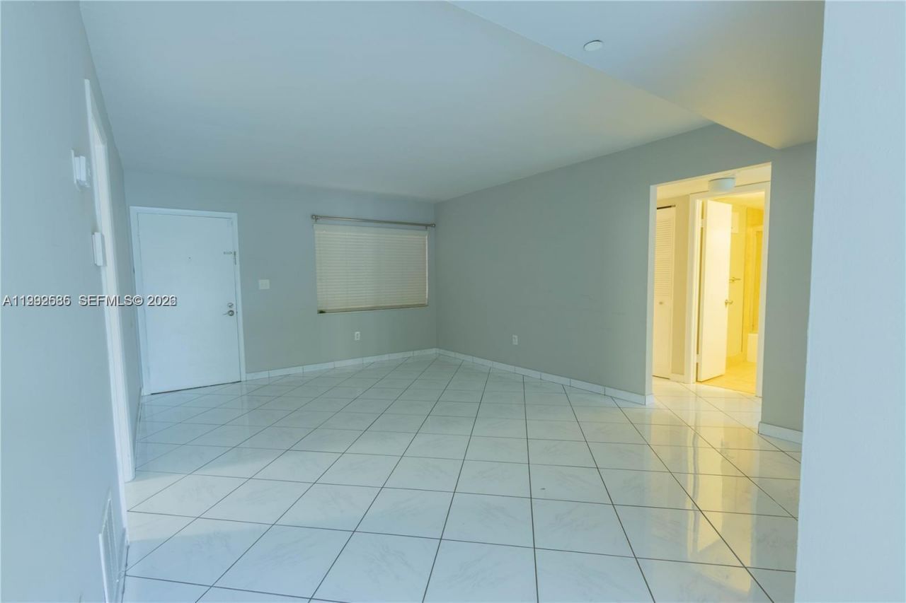 8700 SW 133rd Ave Rd, Unit 223, Miami, FL 33183 Photo