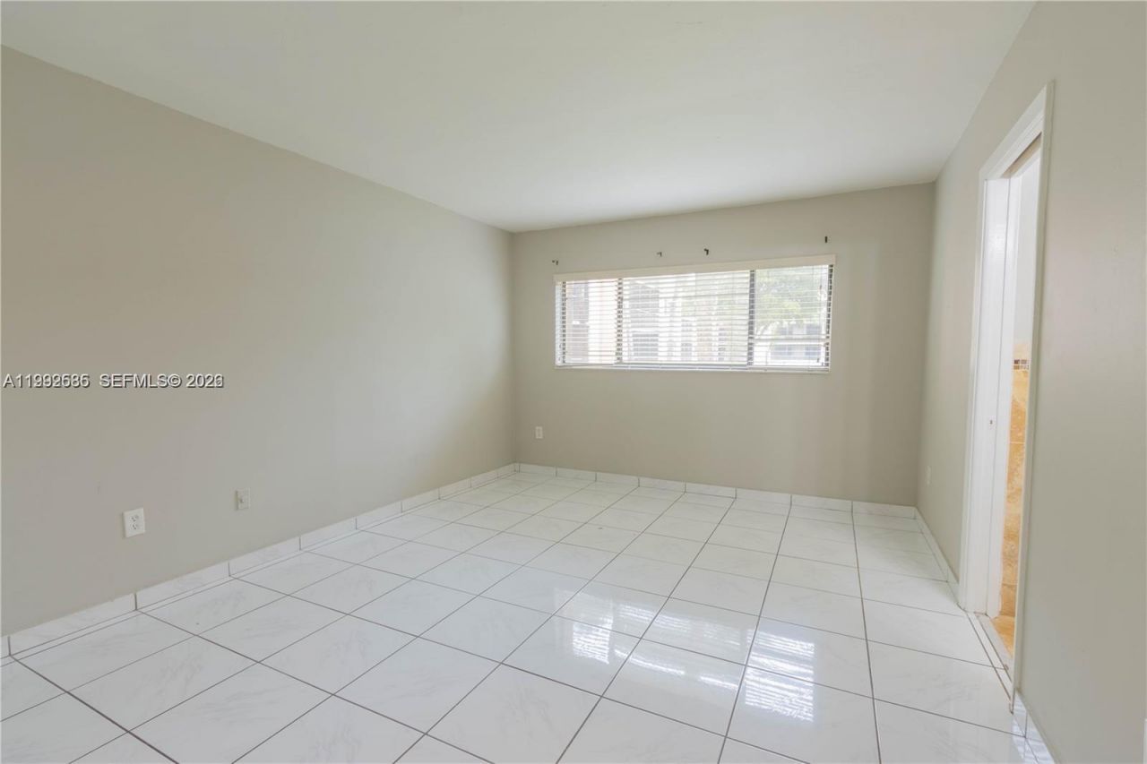 8700 SW 133rd Ave Rd, Unit 223, Miami, FL 33183 Photo