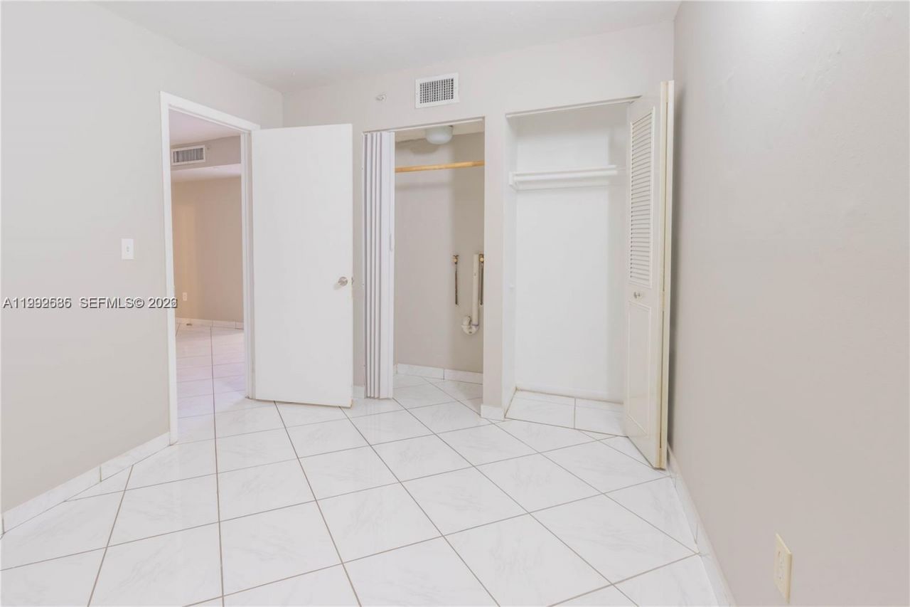 8700 SW 133rd Ave Rd, Unit 223, Miami, FL 33183 Photo