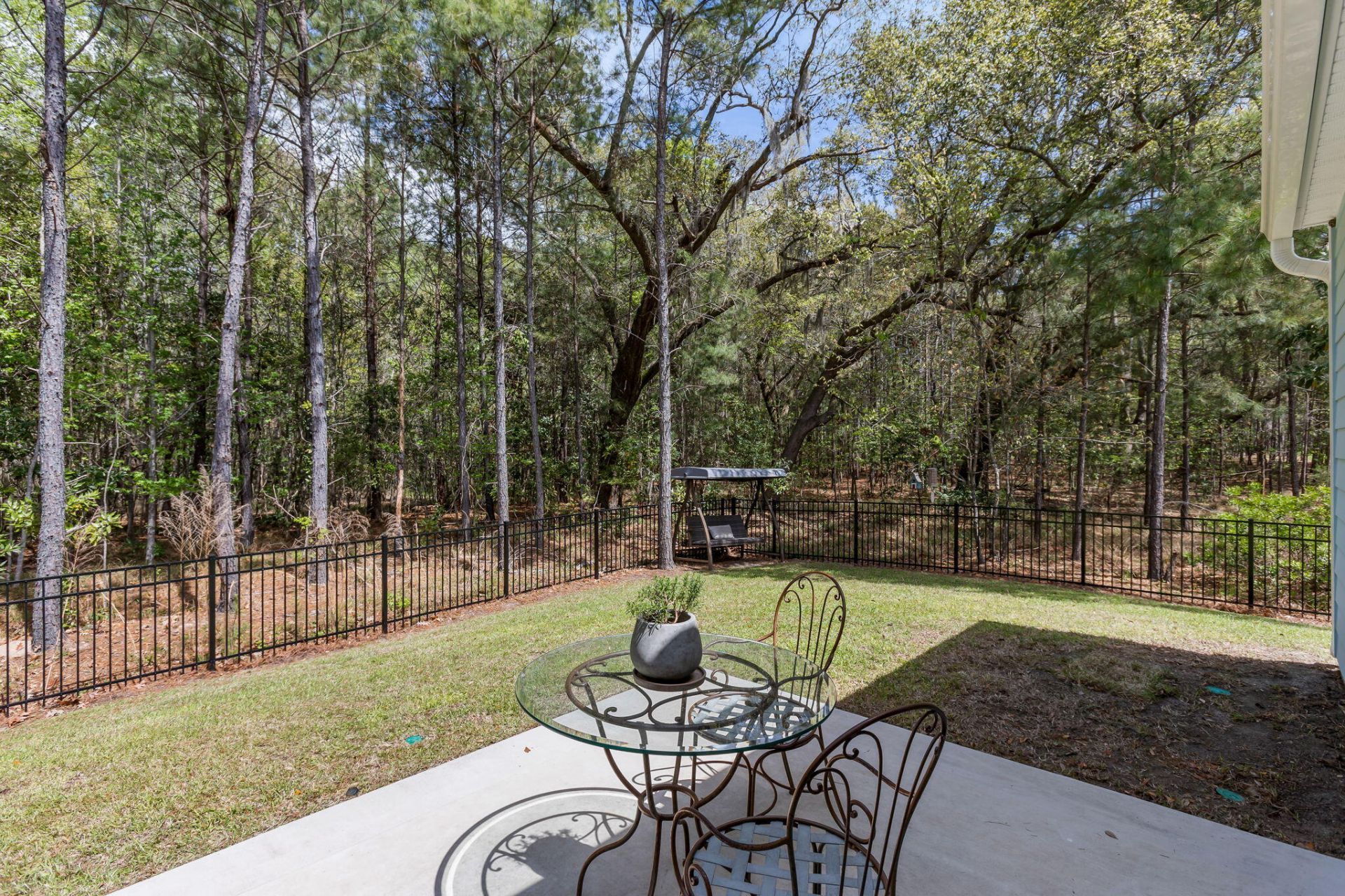 4303 Hugh Bennett Drive Photo 31