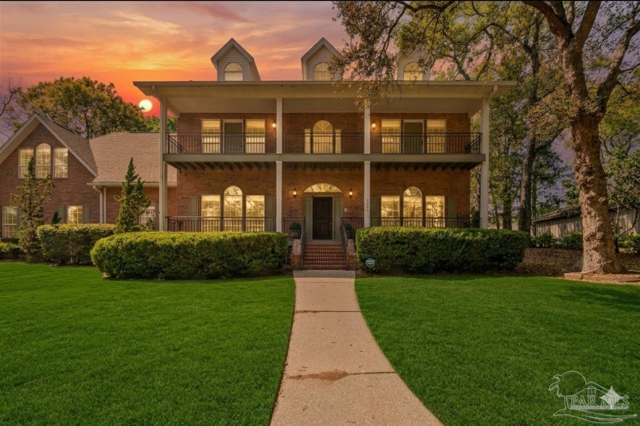 4605 Avenida Marina, Pensacola, FL 32504 Main Photo