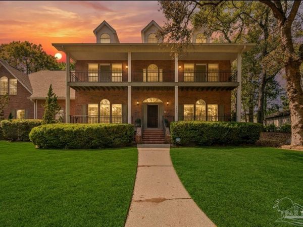 4605 Avenida Marina, Pensacola, FL 32504