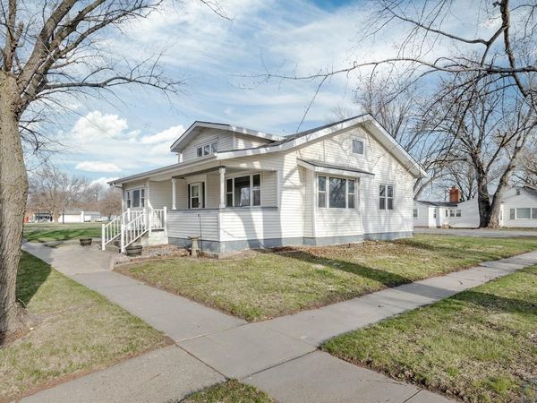 900 Cameo Street, Onawa, IA 51040