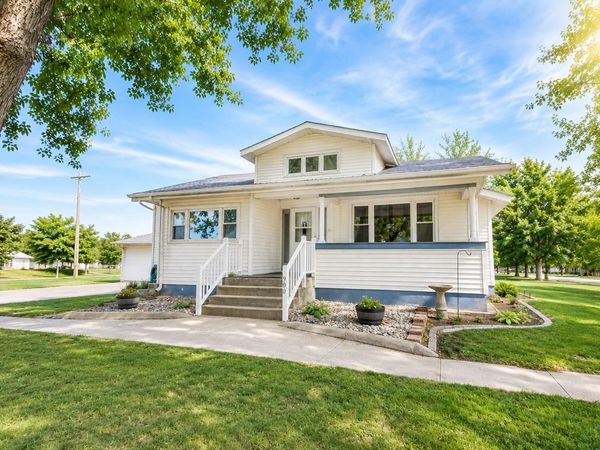 900 Cameo Street, Onawa, IA 51040