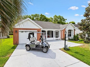 711 AGUA WAY, LADY LAKE, FL 32159