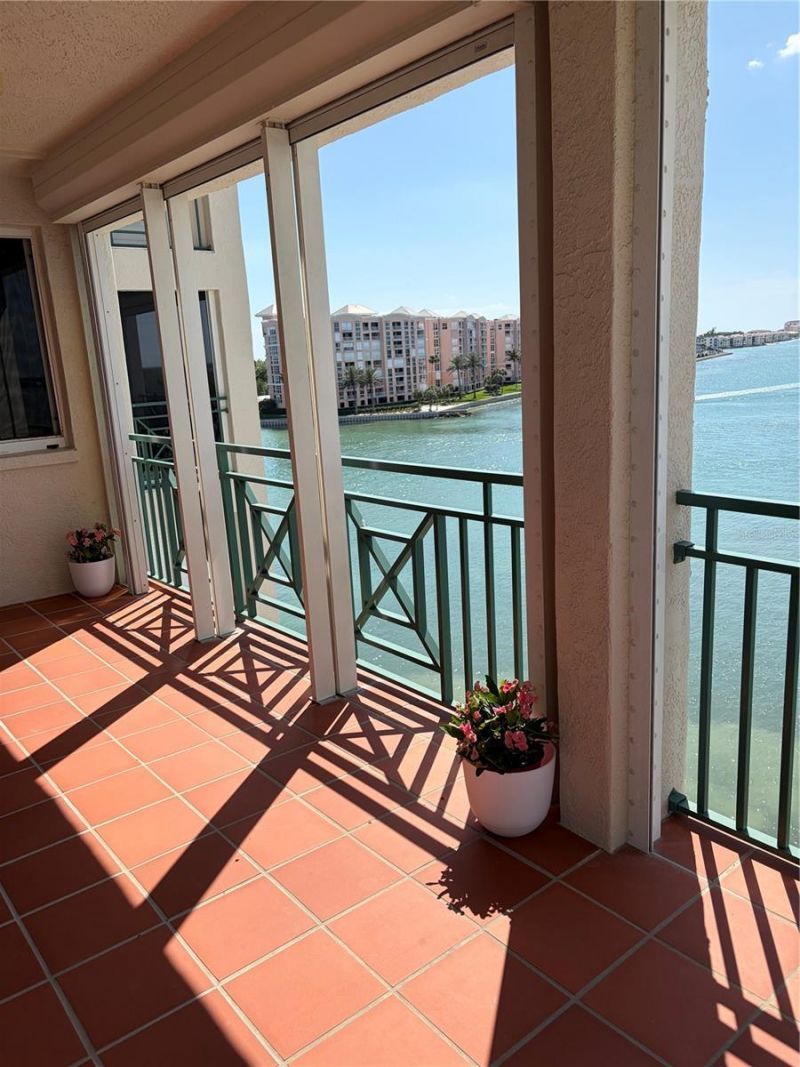 4830 Osprey Drive S, Unit 506, Saint Petersburg, FL 33711 Photo