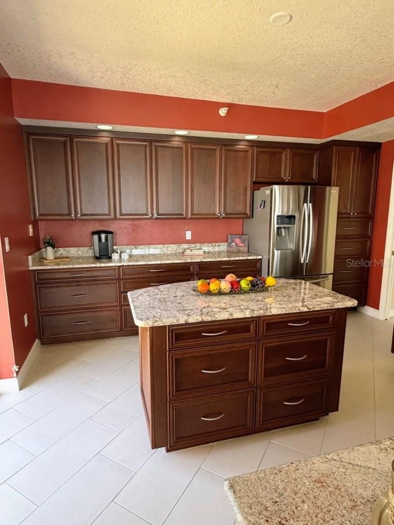 4830 Osprey Drive S, Unit 506, Saint Petersburg, FL 33711 Photo