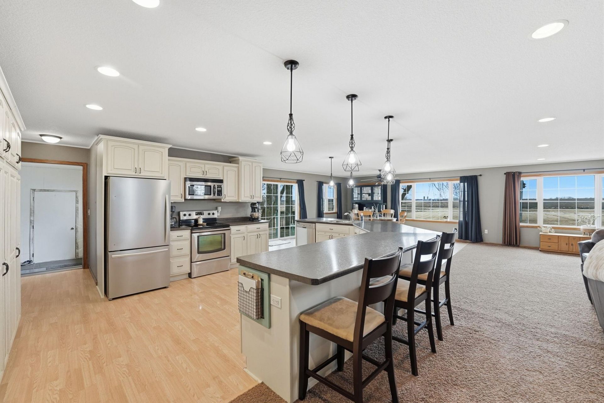 15682 150th Street, Osakis, MN 56360