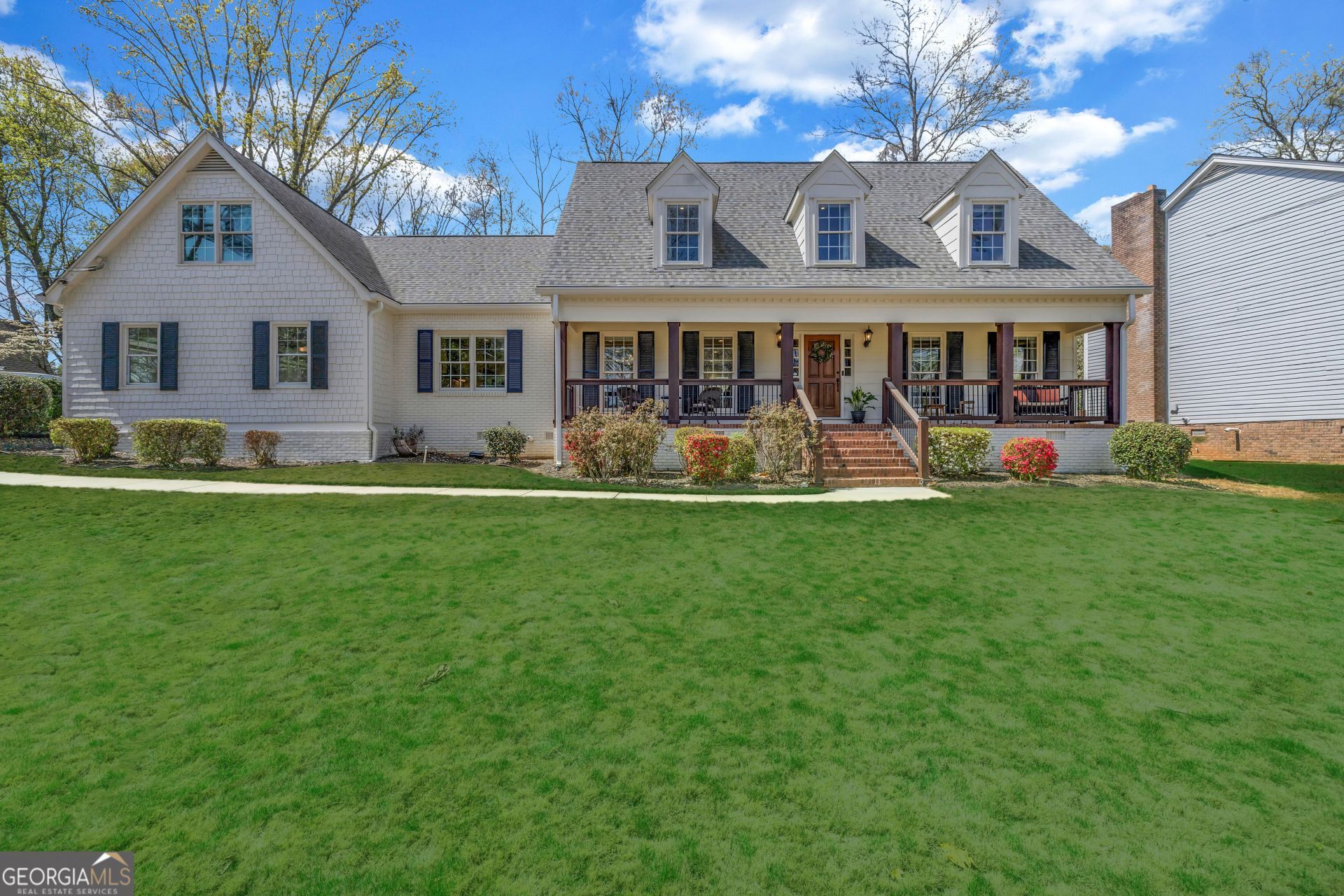 5002 Vernon Oaks Drive, Dunwoody, GA 30338 Main Photo