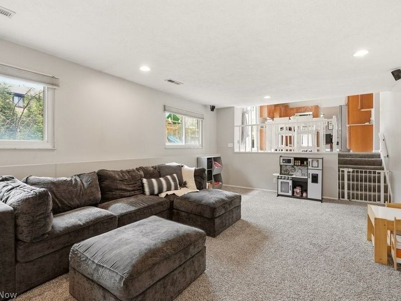 32430 N Roundhead Drive, Solon, OH 44139 Photo 19