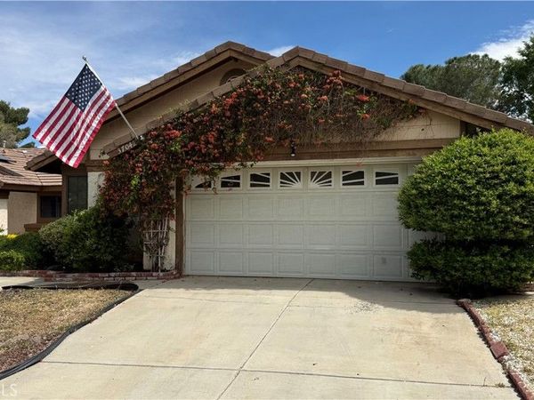37042 Vista Leon, Palmdale, CA 93550