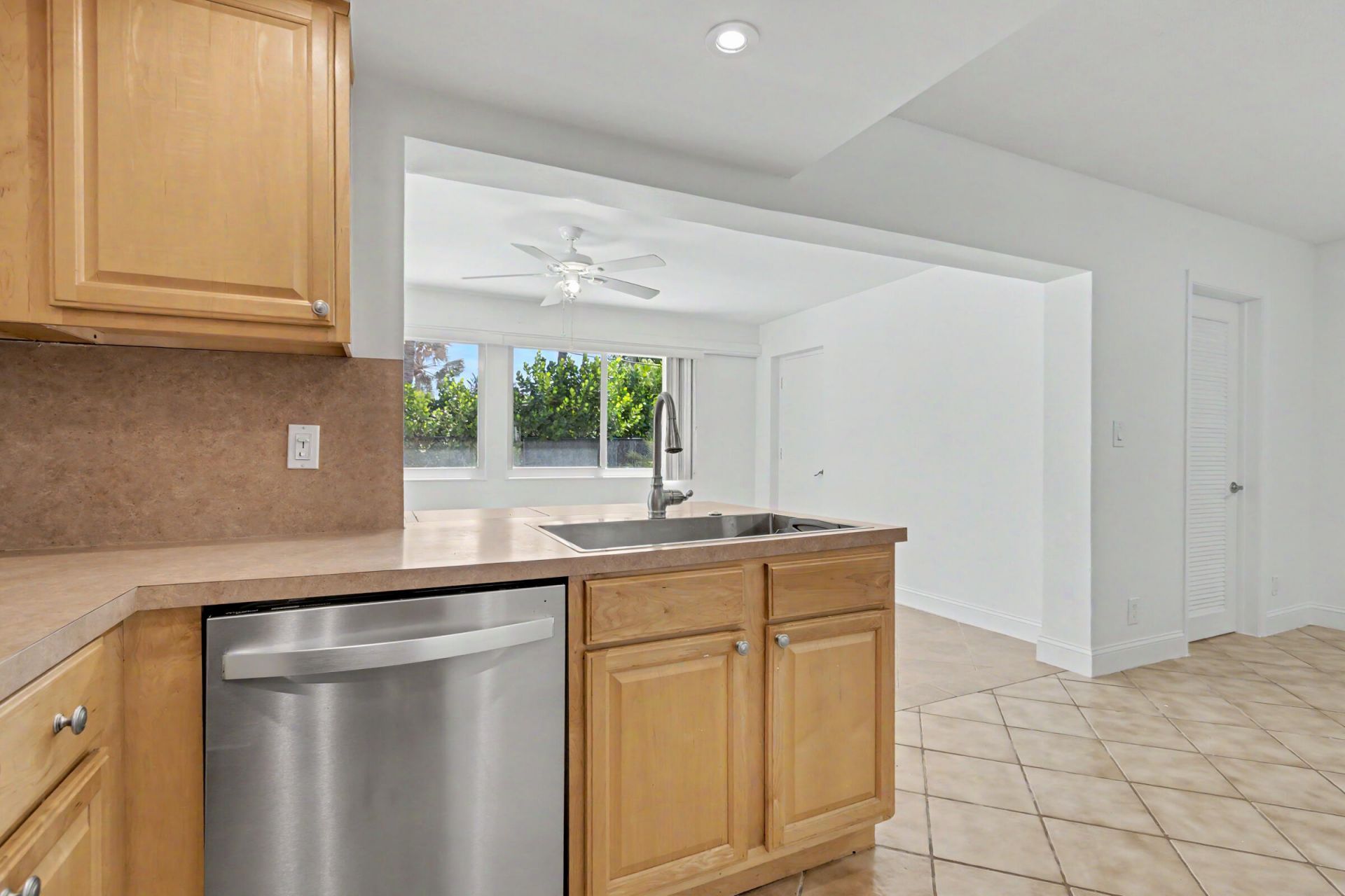 4800 NE 25th Avenue, Unit North Unit, Fort Lauderdale, FL 33308 Photo