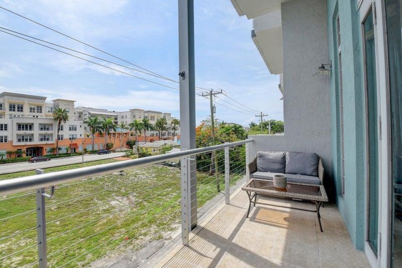 185 NE 4th Avenue, Unit 210, Delray Beach, FL 33483 Photo