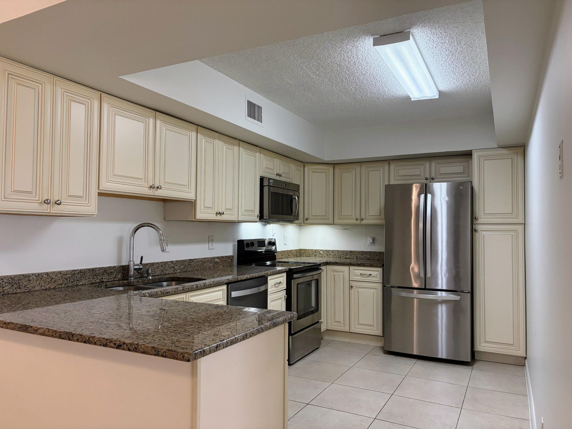 3160 Leewood Terrace, Unit L115, Boca Raton, FL 33431 Photo