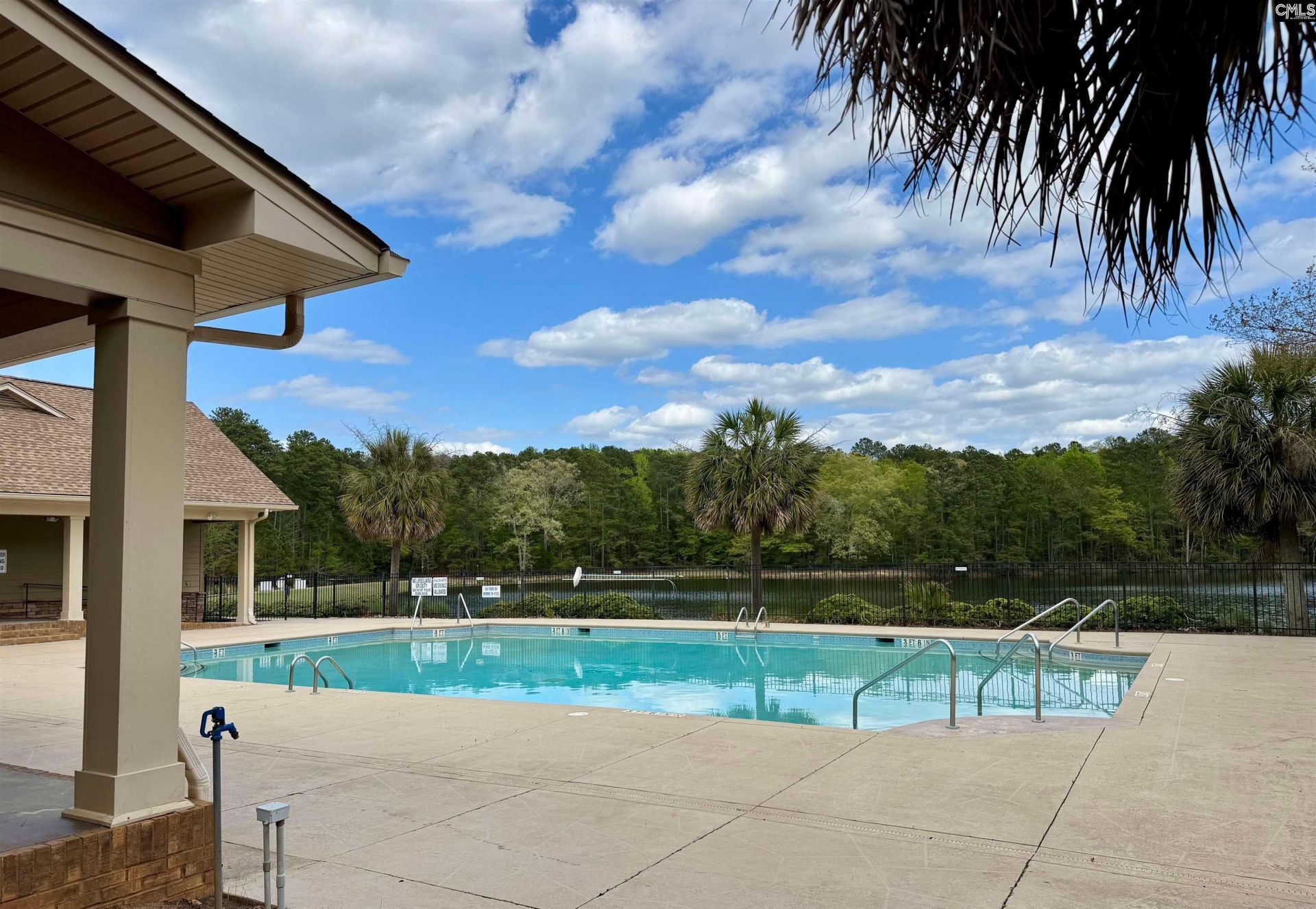 200 Clubside Drive  Photo 7