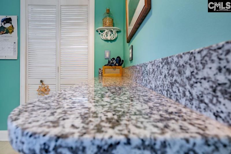 1400 B Avenue  Photo 14