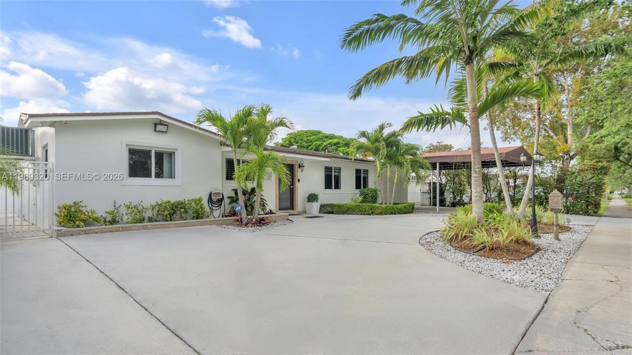 2900 SW 92nd Ave, Unit 2900, Miami, FL 33165 Photo