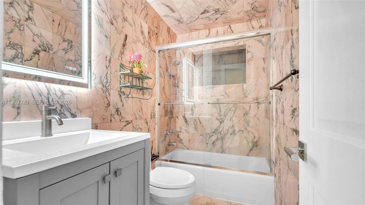 2900 SW 92nd Ave, Unit 2900, Miami, FL 33165 Photo